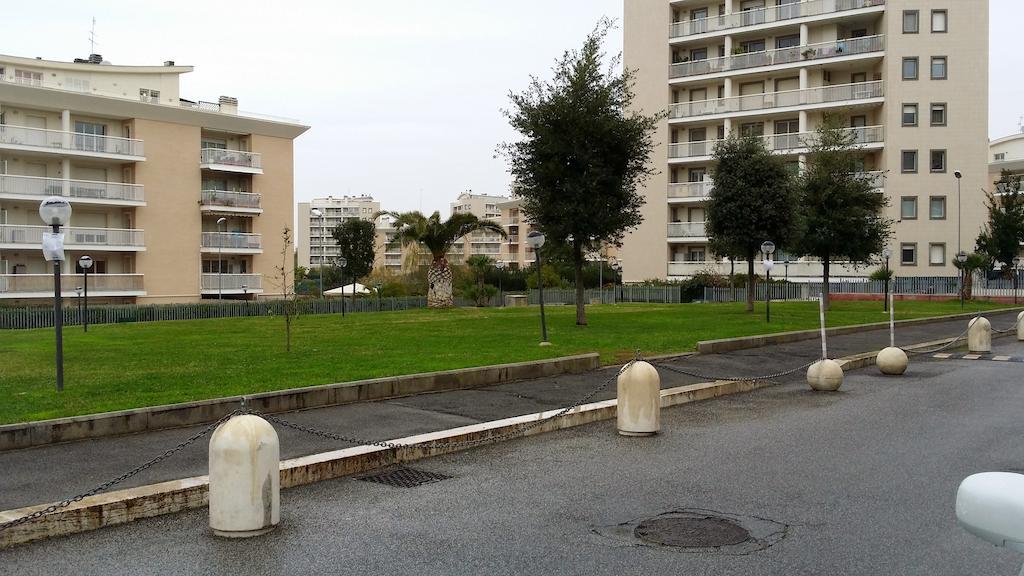 Altamira 2000 By Gabriella Apartment Rome Bagian luar foto